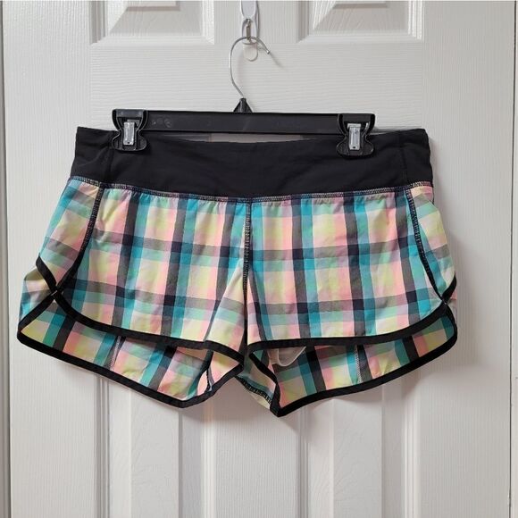Lululemon Checkered Speed Shorts 8 - Picture 2 of 6